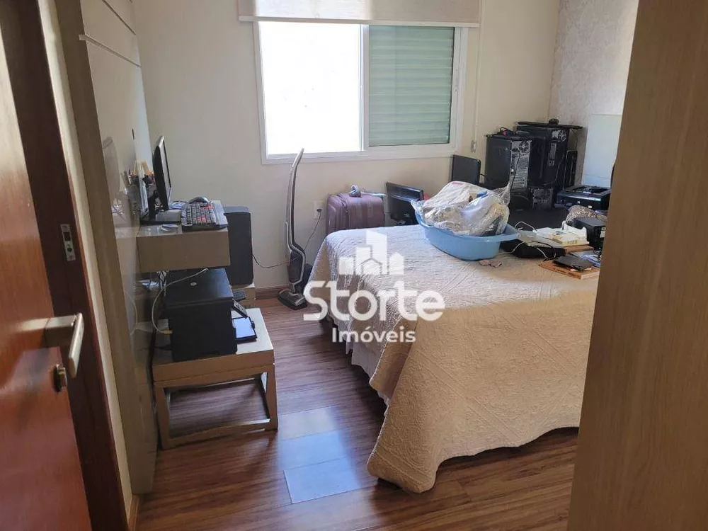 Casa, 4 quartos, 225 m² - Foto 9