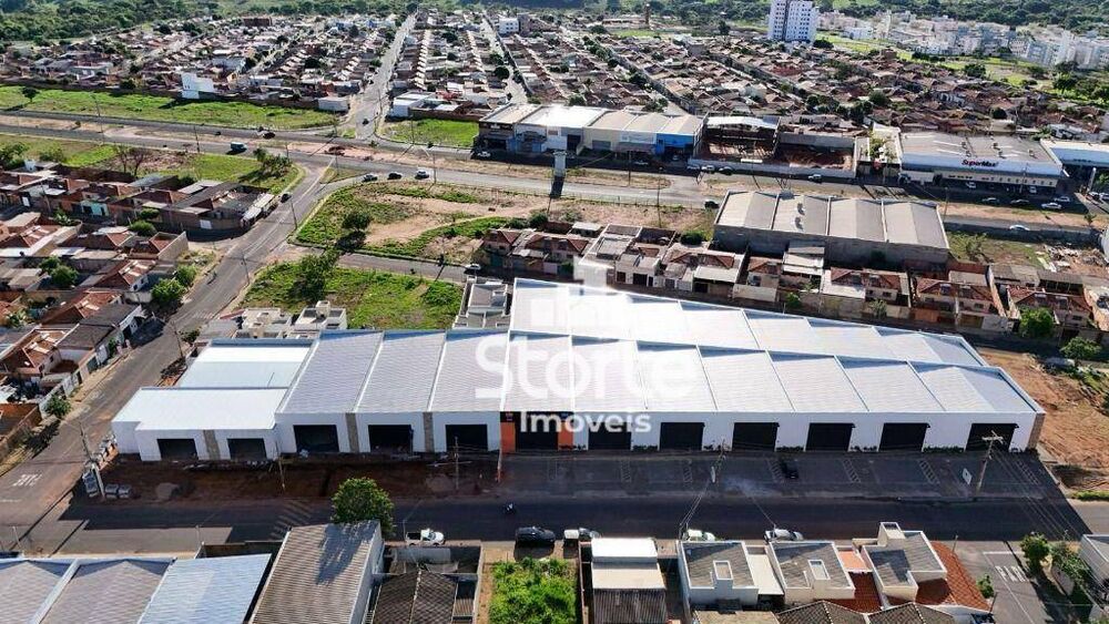 Depósito-Galpão, 169 m² - Foto 1