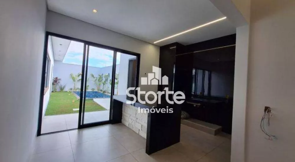 Casa, 3 quartos, 172 m² - Foto 2
