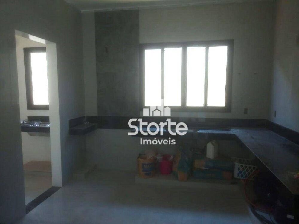Casa, 3 quartos, 133 m² - Foto 4