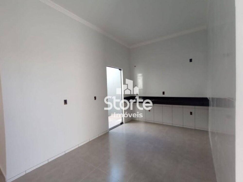 Casa, 3 quartos, 75 m² - Foto 1