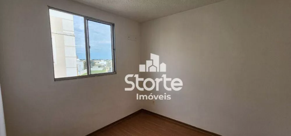 Apartamento à venda com 2 quartos, 42m² - Foto 4