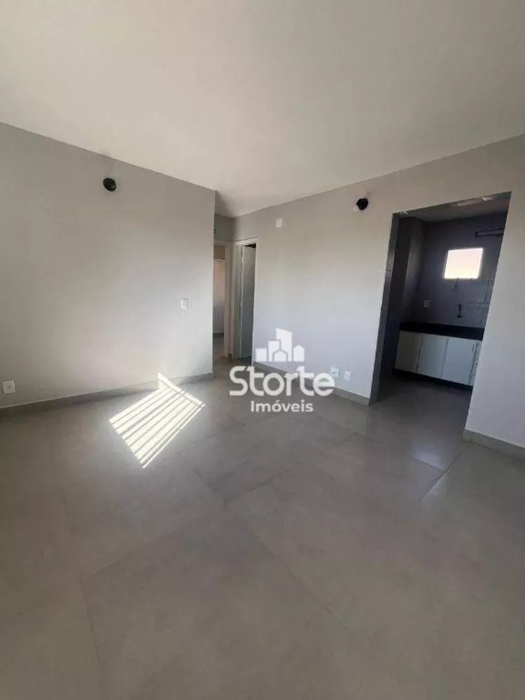 Apartamento à venda com 2 quartos, 46m² - Foto 1