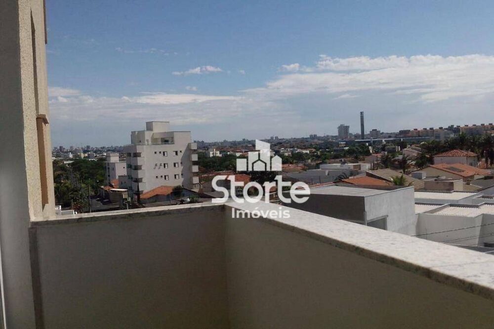 Apartamento à venda com 2 quartos, 50m² - Foto 2