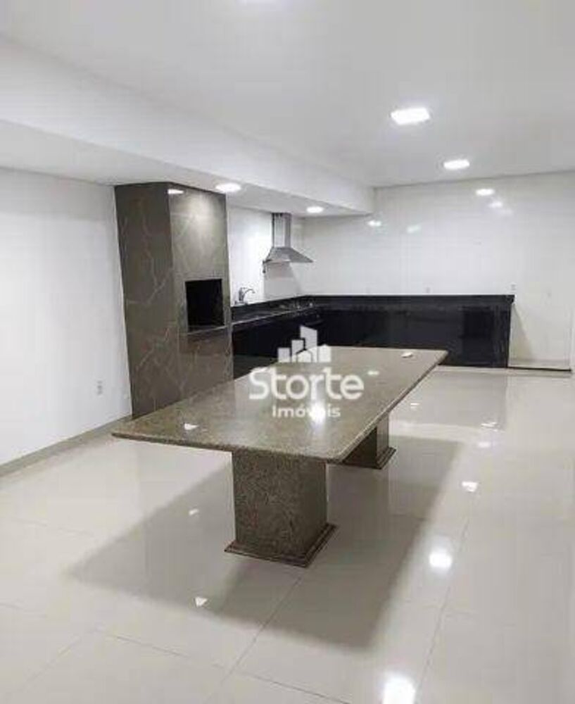 Casa à venda com 3 quartos, 180m² - Foto 3