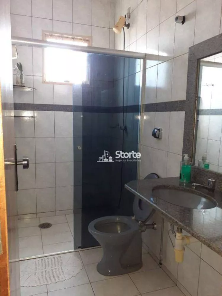 Apartamento, 3 quartos, 182 m² - Foto 2
