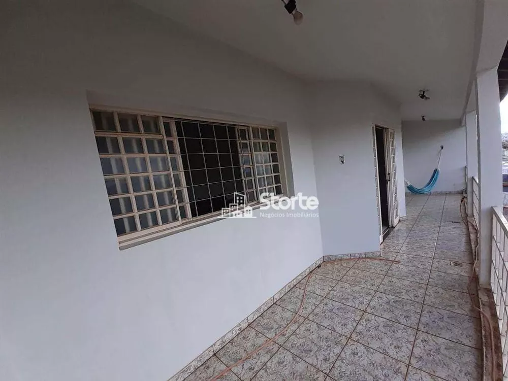 Apartamento, 3 quartos, 182 m² - Foto 3