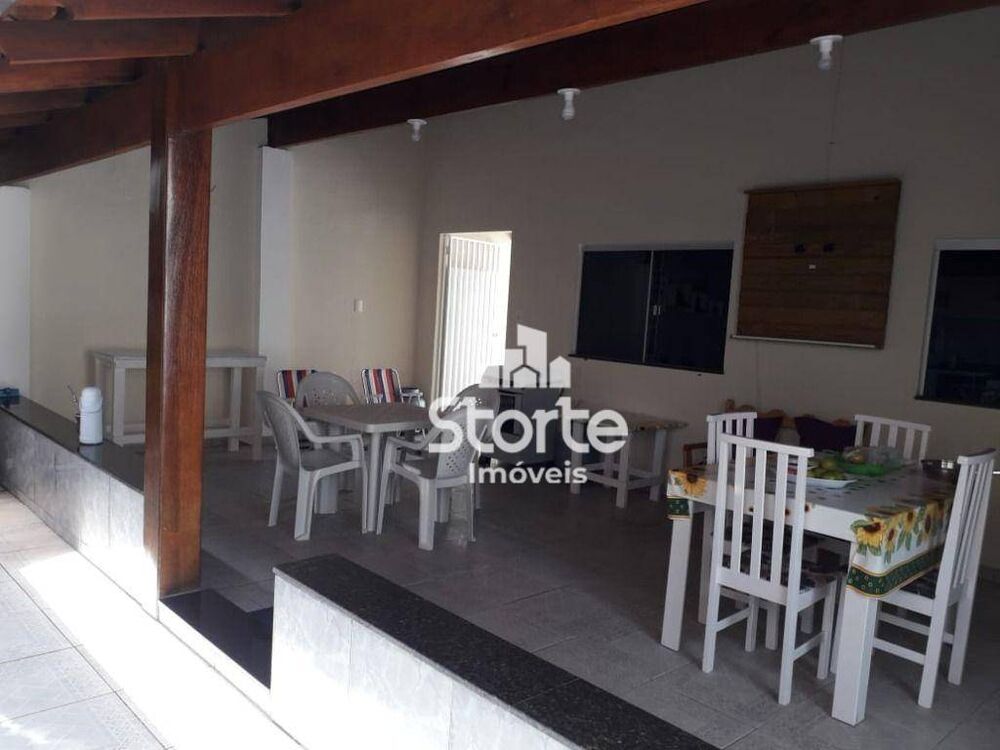 Casa, 3 quartos, 210 m² - Foto 6