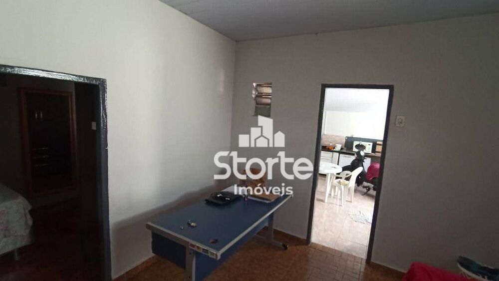 Casa, 2 quartos, 200 m² - Foto 11