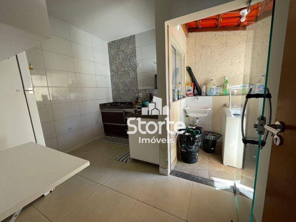 Casa, 3 quartos, 110 m² - Foto 2
