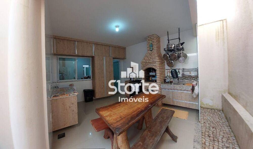 Casa, 3 quartos, 176 m² - Foto 4