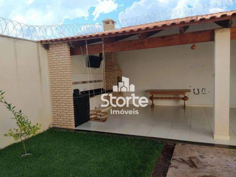 Casa, 2 quartos, 115 m² - Foto 1