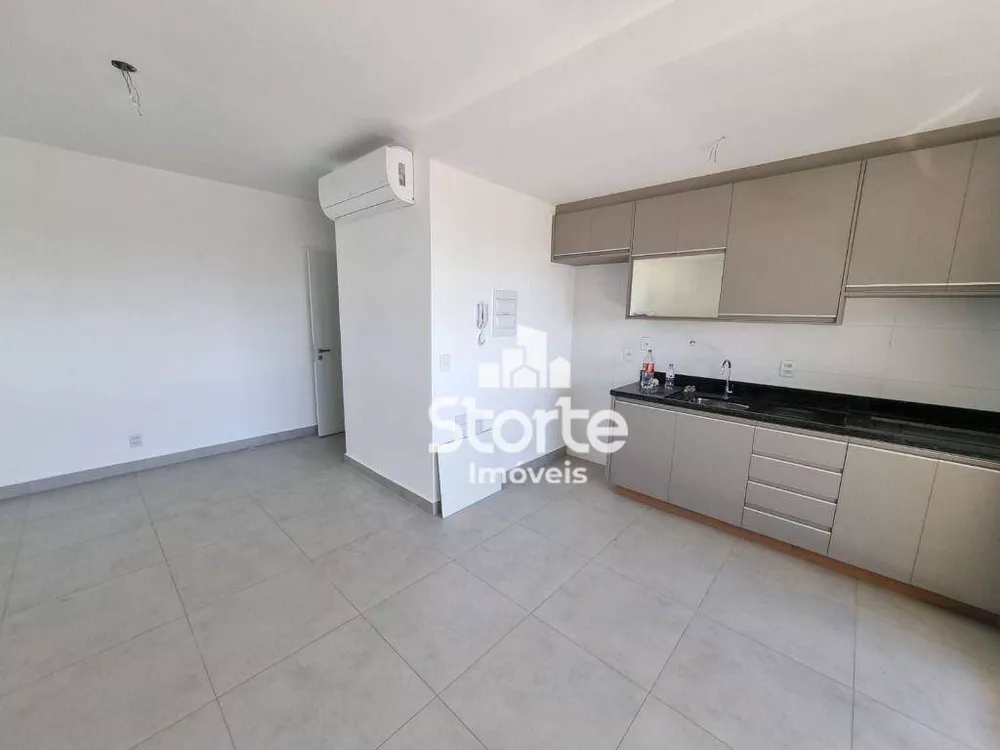 Apartamento para alugar com 3 quartos, 81m² - Foto 1