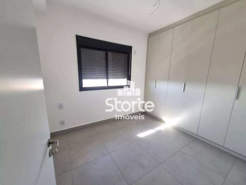 Apartamento para alugar com 3 quartos, 81m² - Foto 4