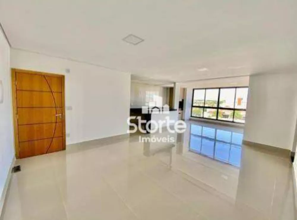 Apartamento à venda com 3 quartos, 118M2 - Foto 1