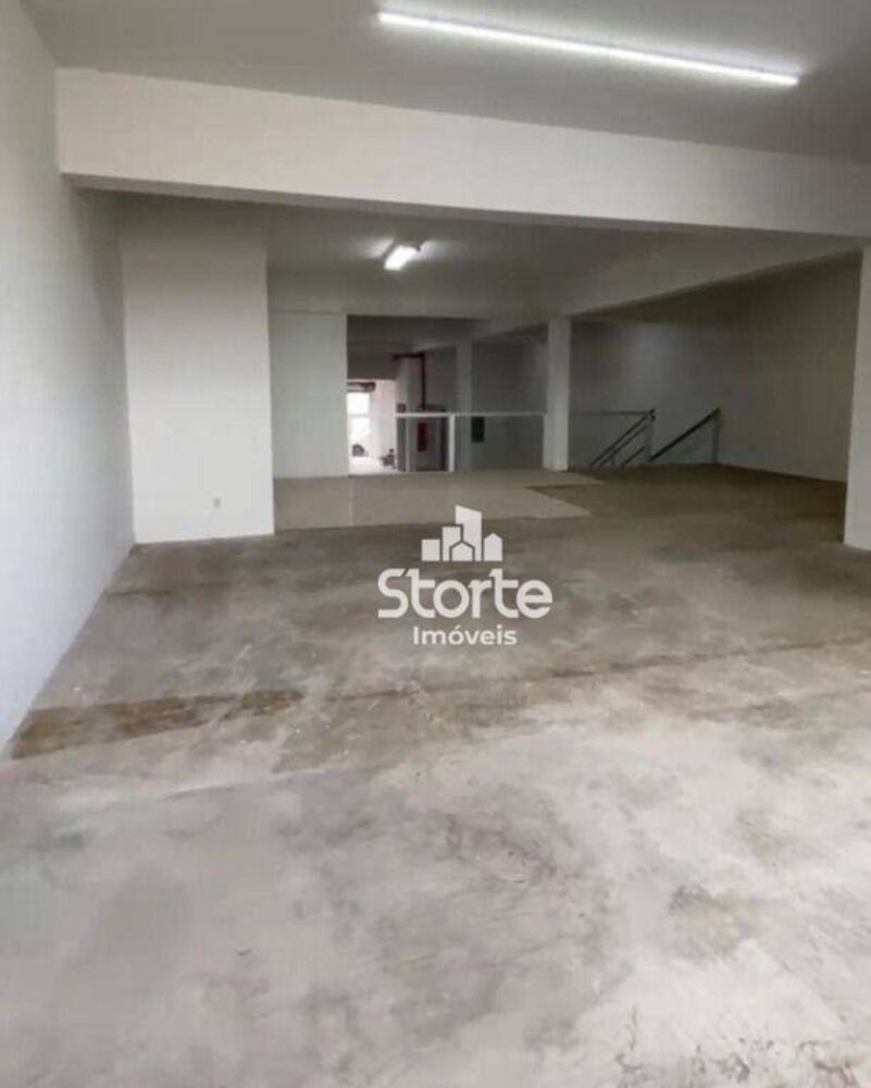 Loja-Salão, 250 m² - Foto 2