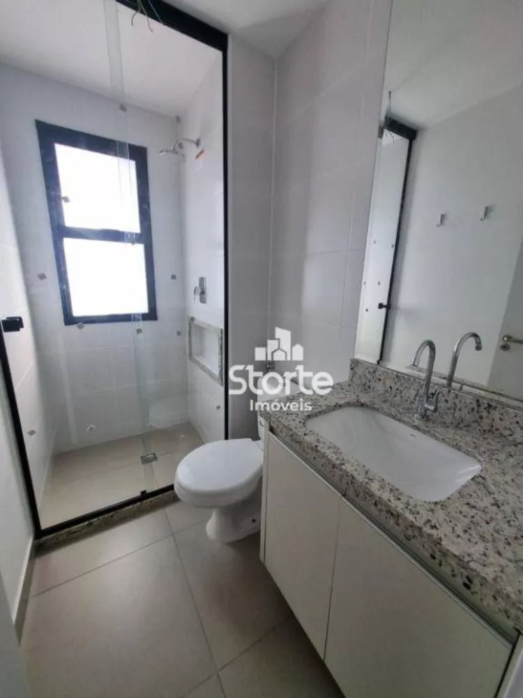 Apartamento para alugar com 3 quartos, 81m² - Foto 2