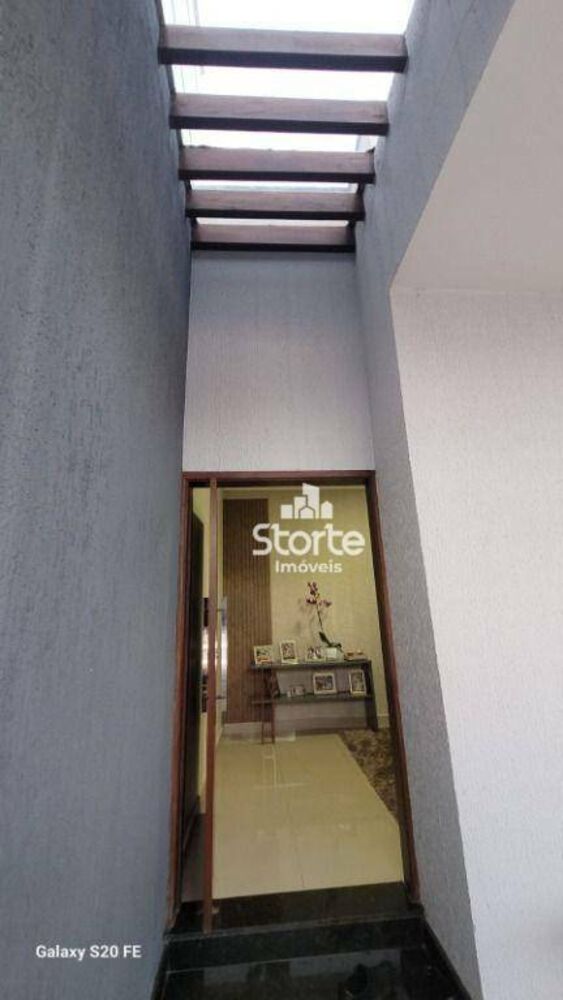 Casa, 4 quartos, 210 m² - Foto 4