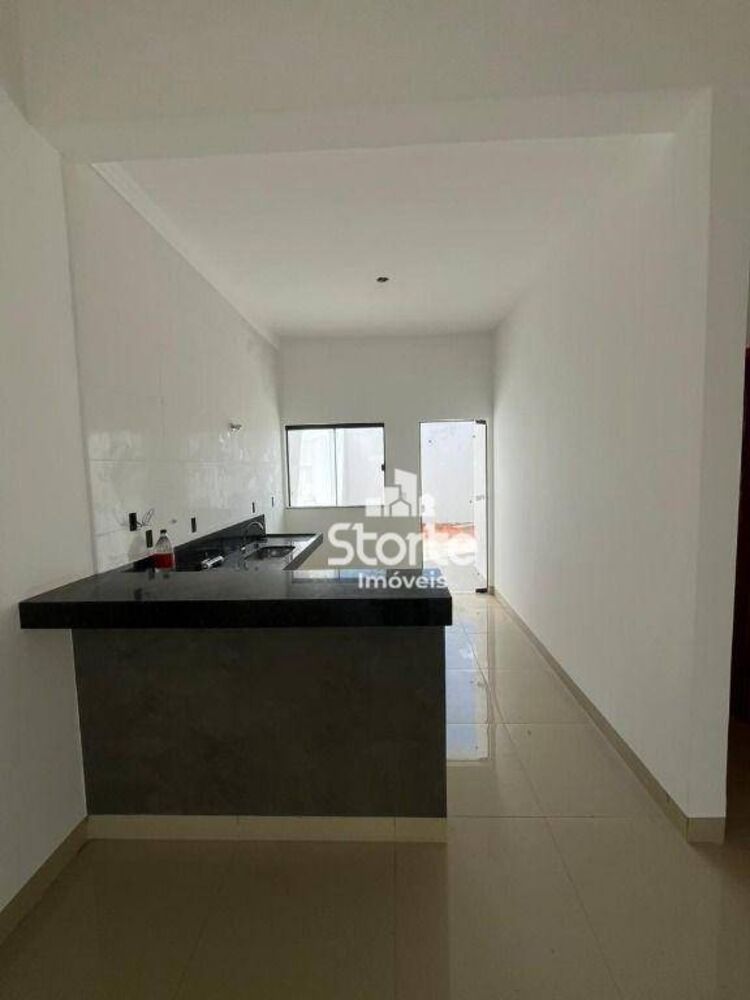 Casa, 3 quartos, 76 m² - Foto 2