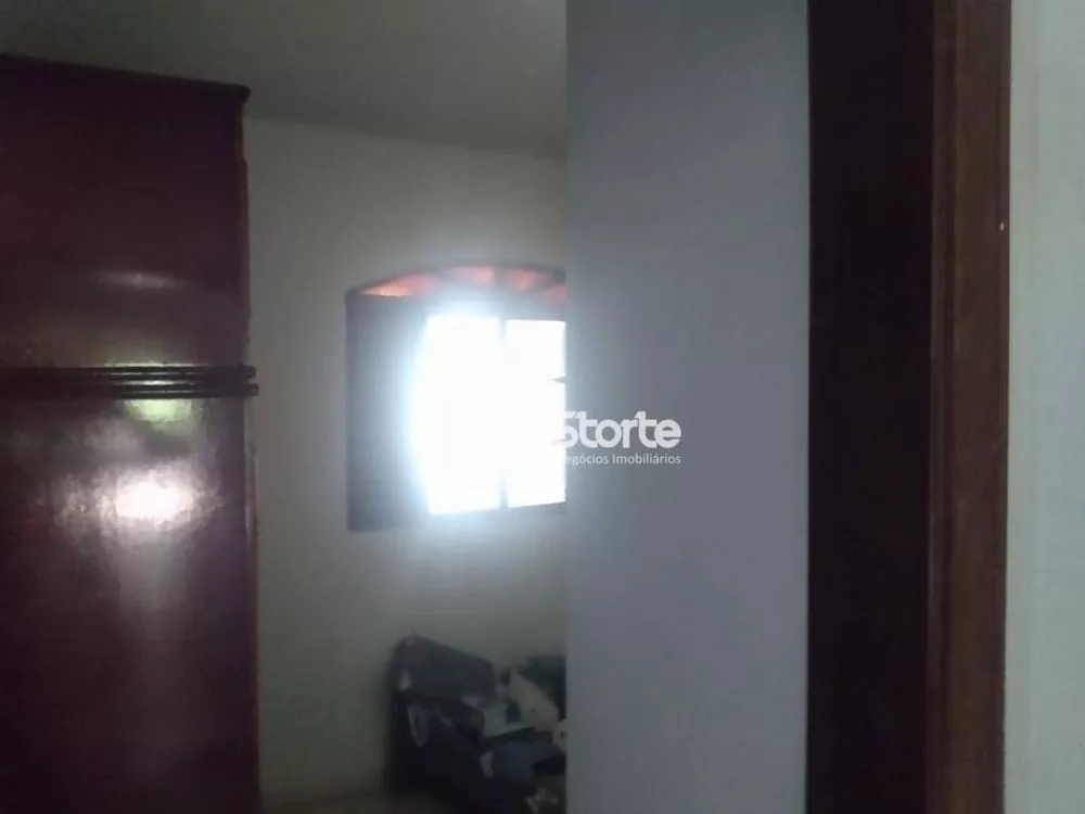 Casa, 4 quartos, 200 m² - Foto 21