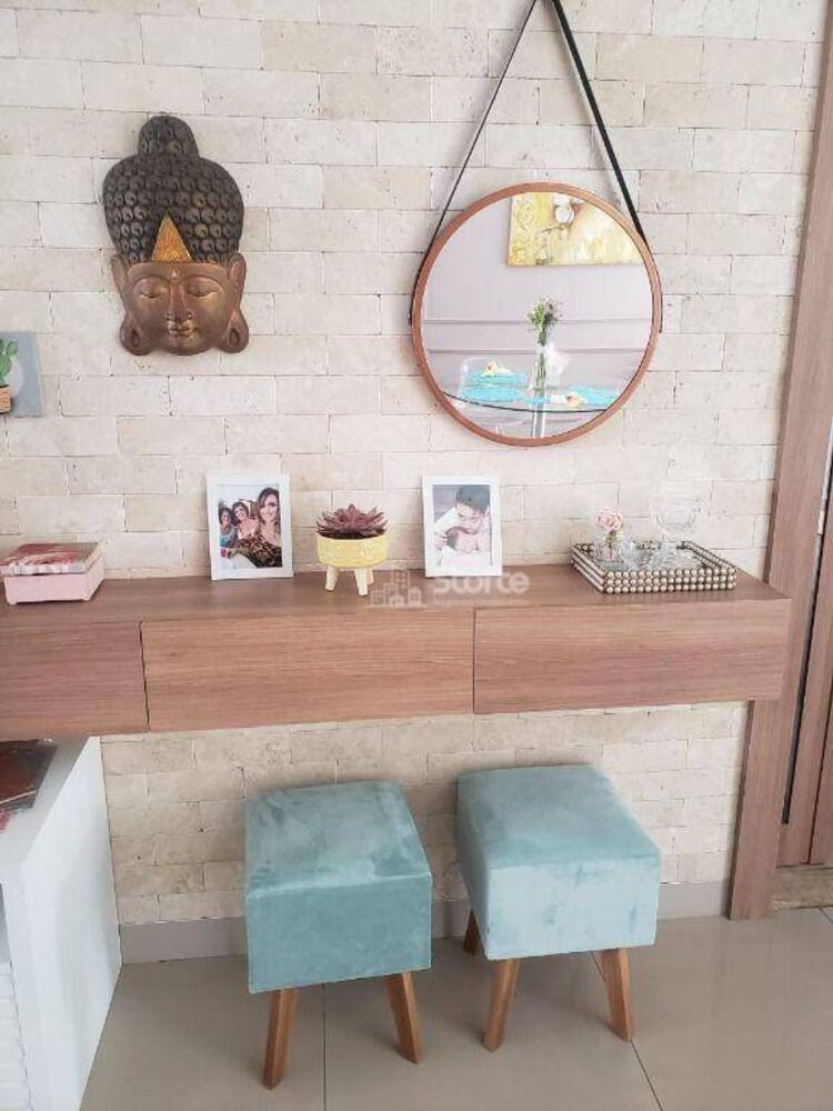 Casa, 4 quartos, 217 m² - Foto 1