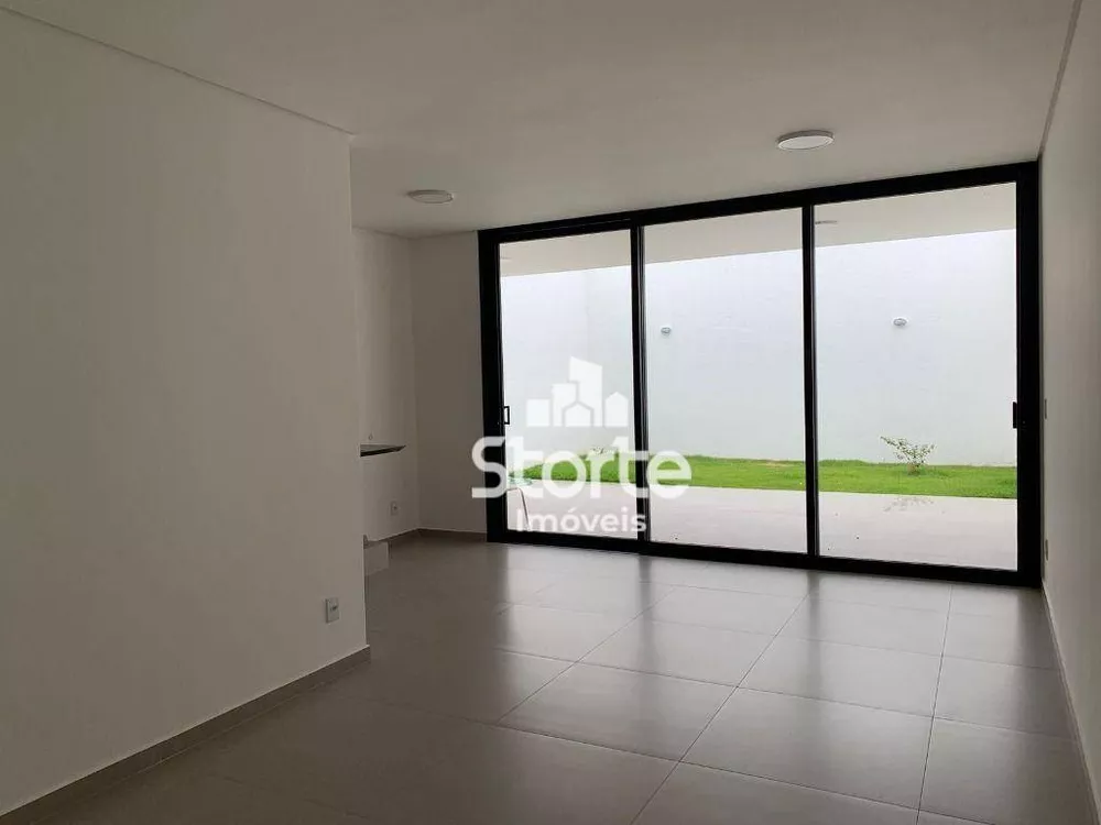 Casa, 3 quartos, 156 m² - Foto 1