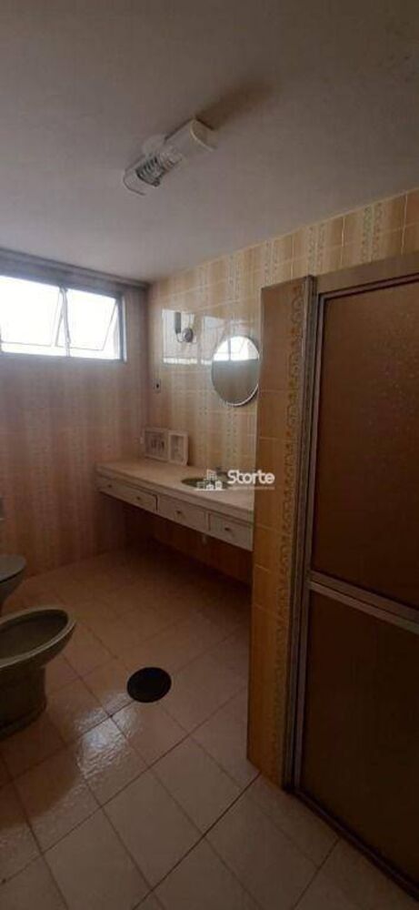 Casa, 7 quartos, 531 m² - Foto 1