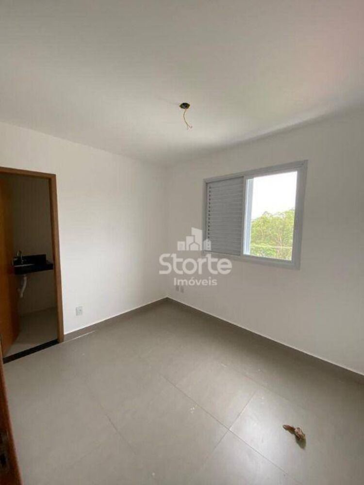 Apartamento à venda com 2 quartos, 64m² - Foto 6