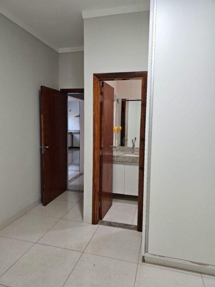 Casa, 3 quartos, 200 m² - Foto 4