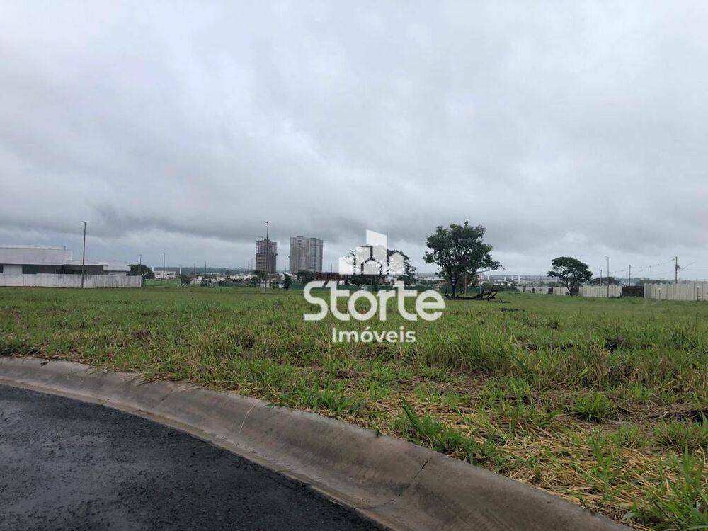 Loteamento e Condomínio, 736 m² - Foto 3
