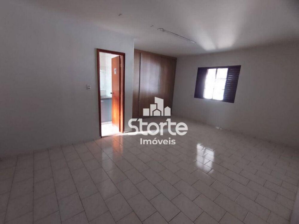 Casa, 6 quartos, 380 m² - Foto 28