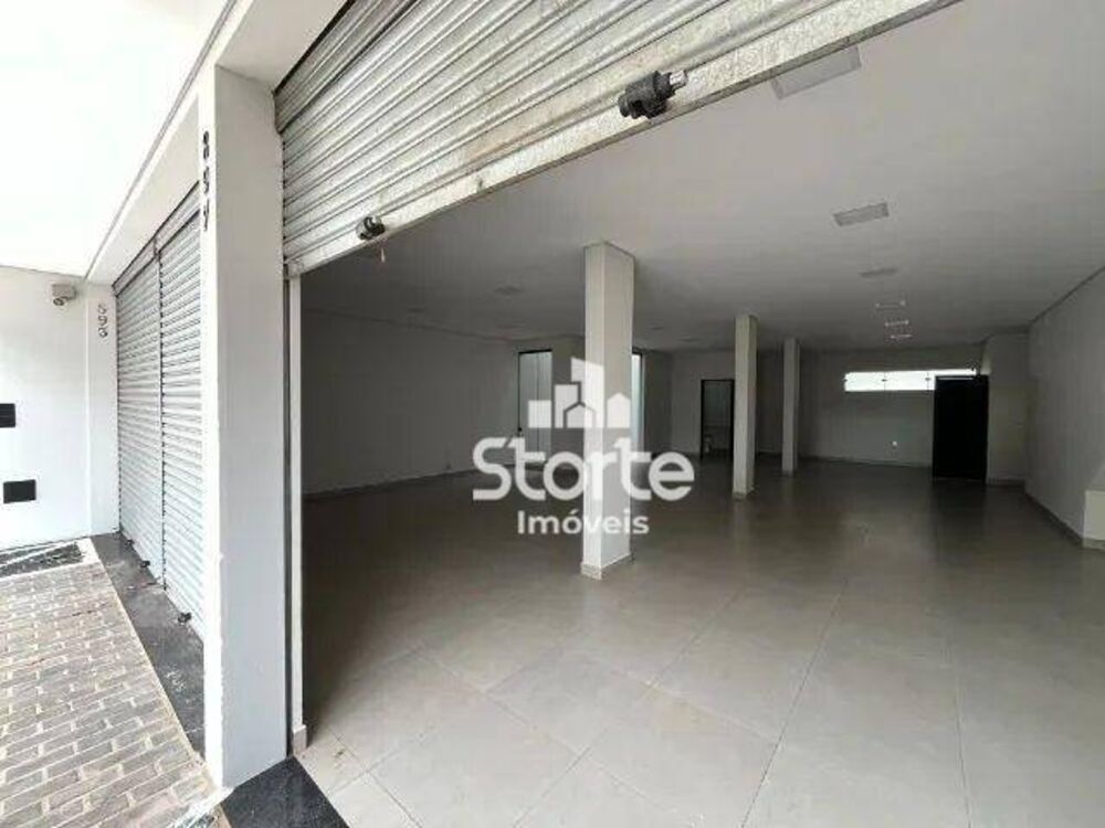 Casa, 3 quartos, 438 m² - Foto 2