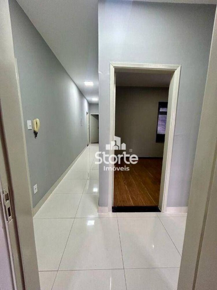 Casa, 6 quartos, 277 m² - Foto 3