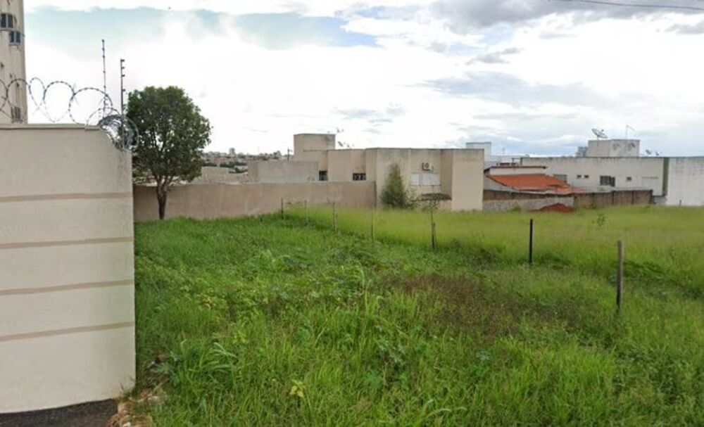 Terreno, 300 m² - Foto 2