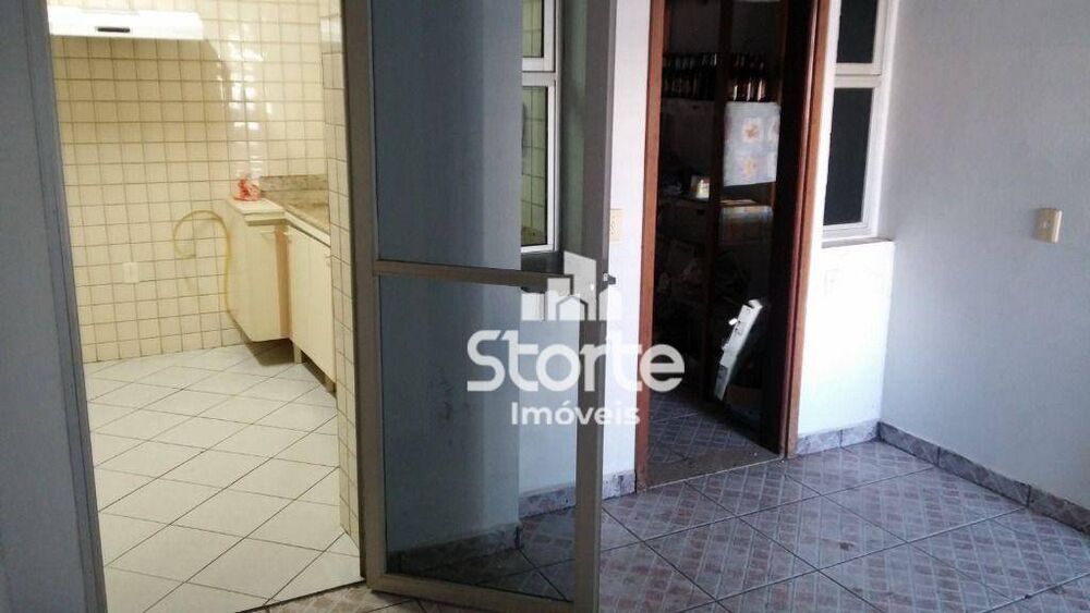 Apartamento, 3 quartos, 138 m² - Foto 4