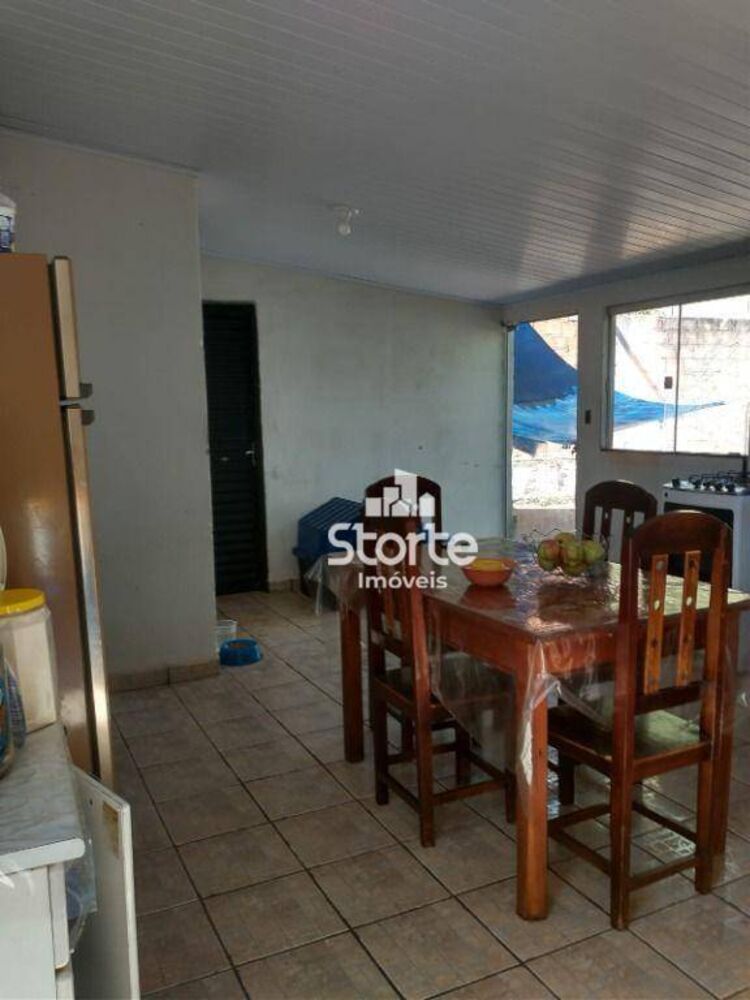 Casa, 3 quartos, 155 m² - Foto 1