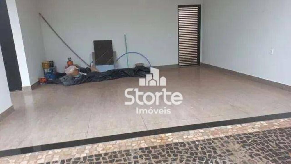 Casa, 3 quartos, 162 m² - Foto 2