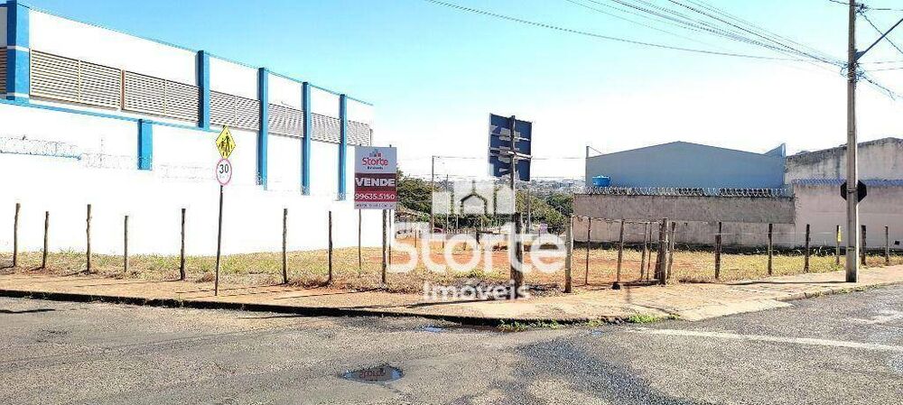 Terreno, 344 m² - Foto 1