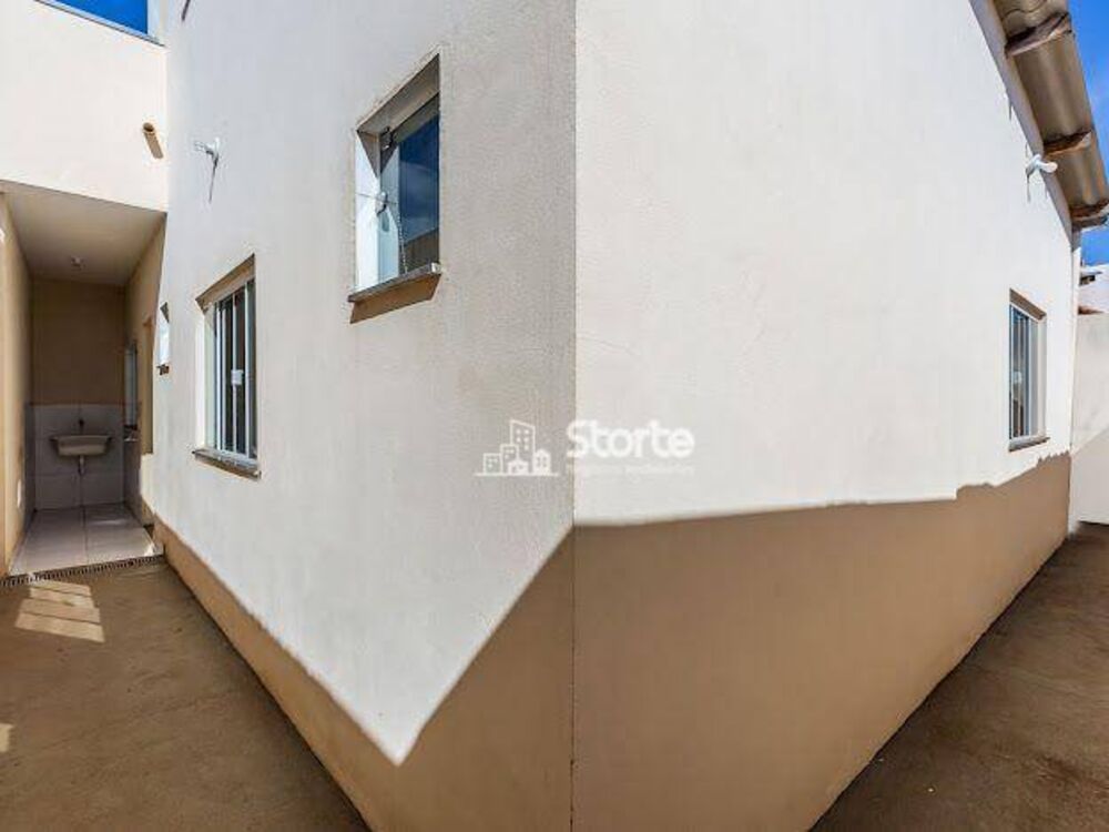 Casa, 5 quartos, 130 m² - Foto 2