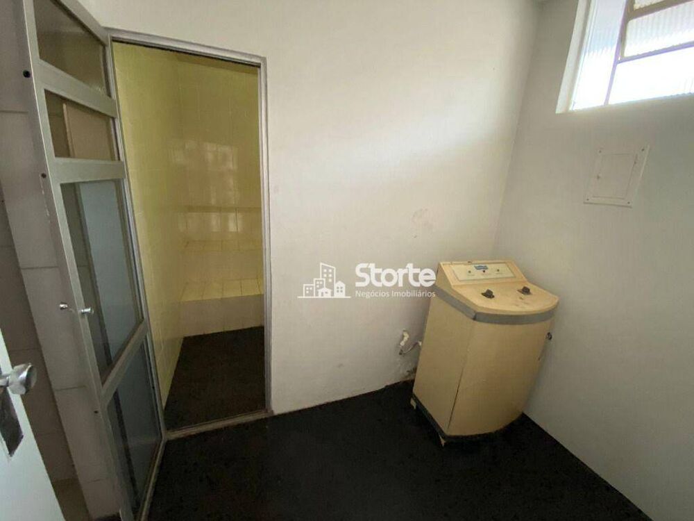 Casa, 4 quartos, 266 m² - Foto 4