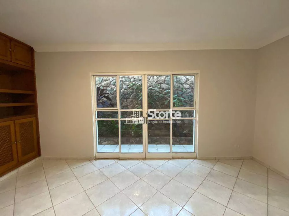 Casa, 4 quartos, 266 m² - Foto 19