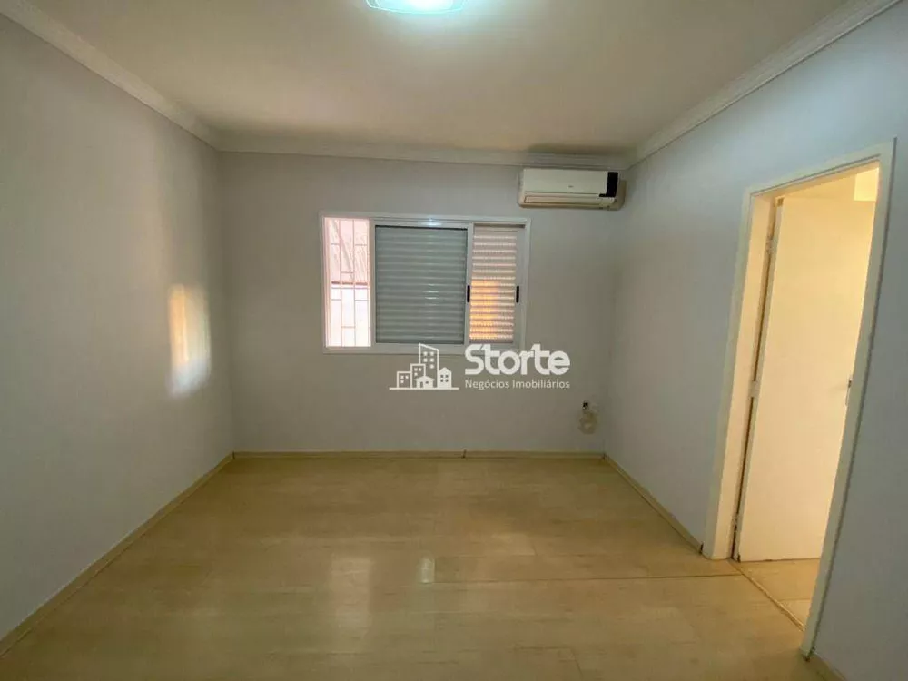 Casa, 4 quartos, 266 m² - Foto 17