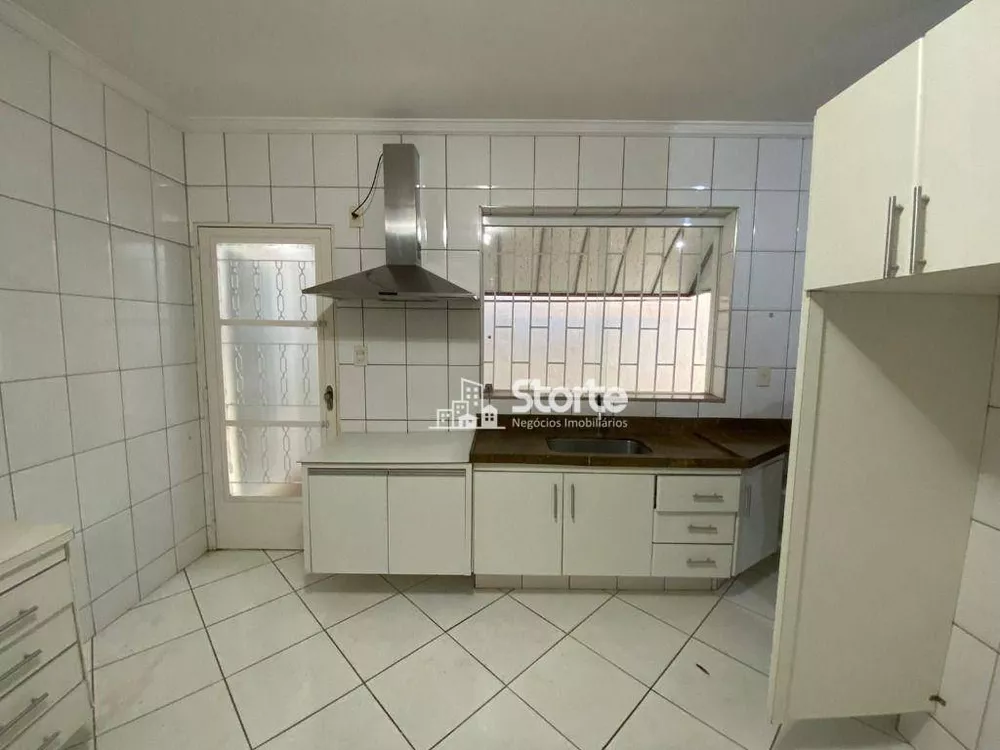 Casa, 4 quartos, 266 m² - Foto 6