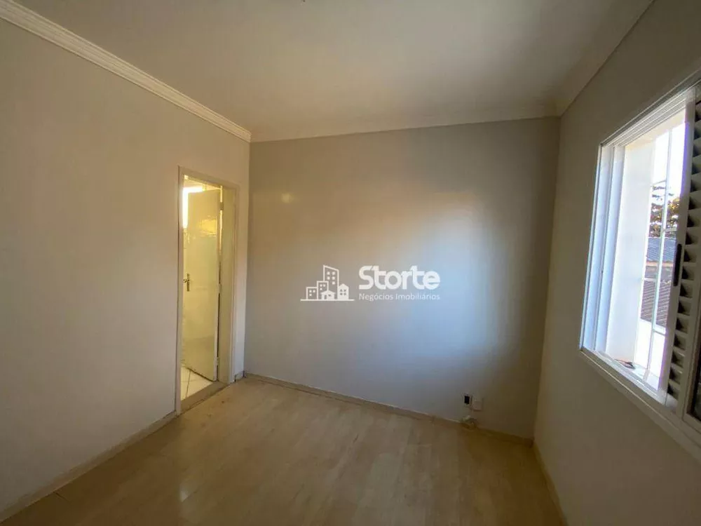 Casa, 4 quartos, 266 m² - Foto 5