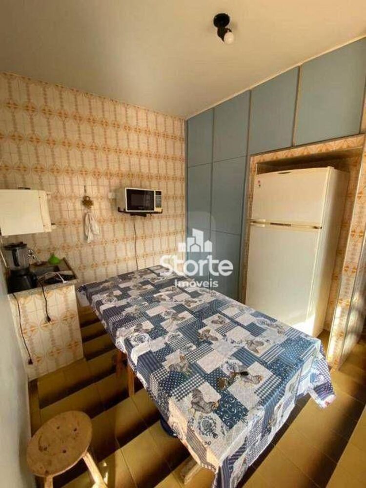 Casa, 3 quartos, 195 m² - Foto 1