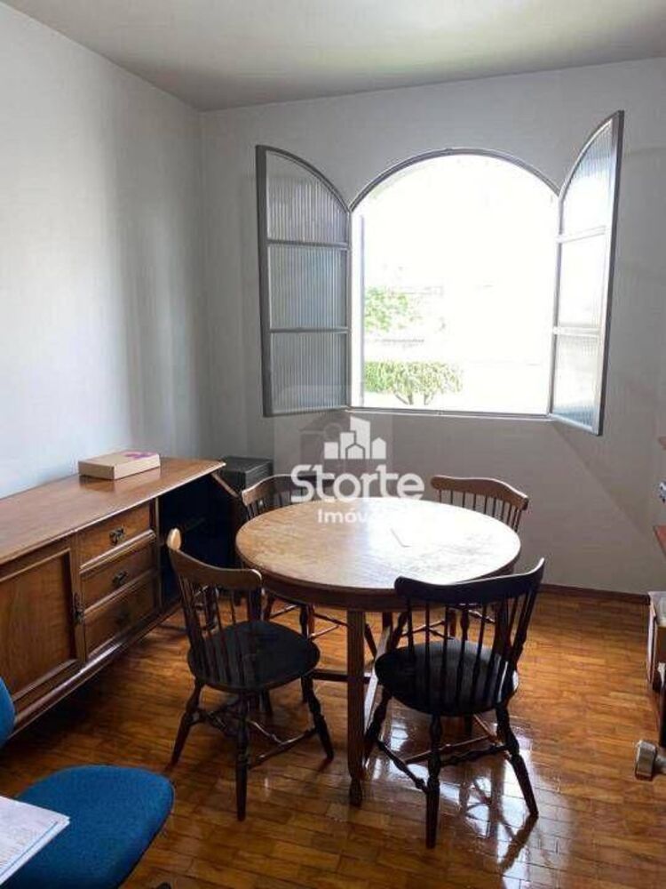 Casa, 3 quartos, 195 m² - Foto 2