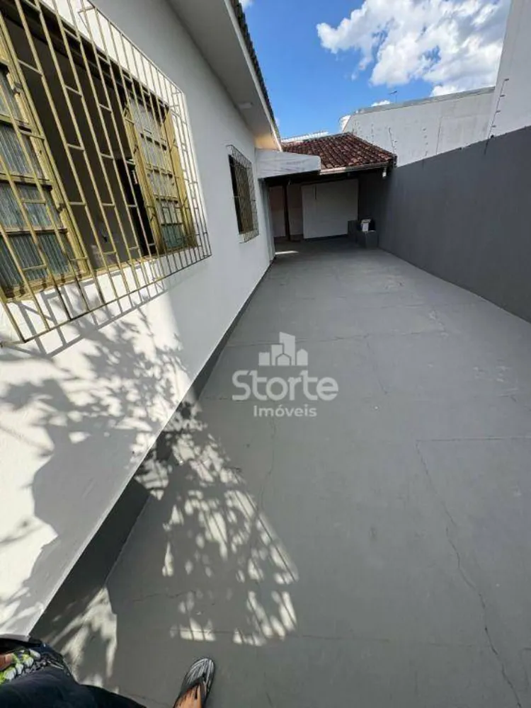 Casa, 3 quartos, 215 m² - Foto 4