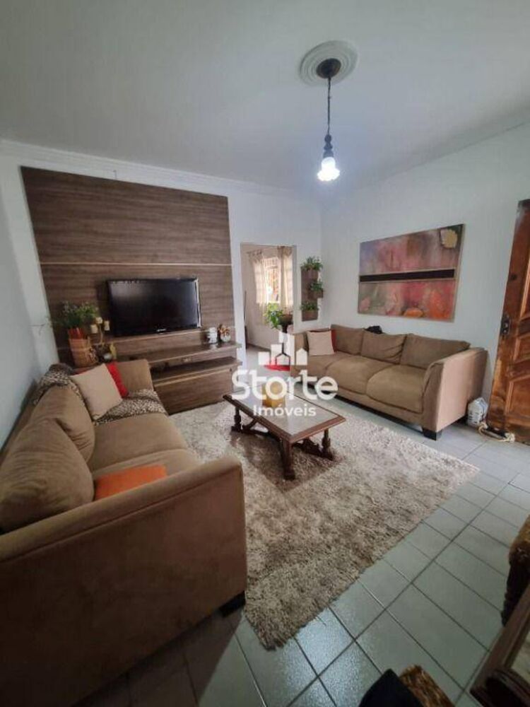 Casa, 3 quartos, 190 m² - Foto 1
