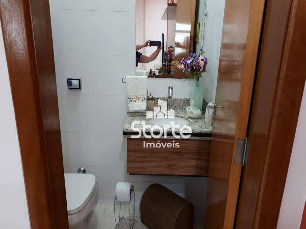 Casa, 3 quartos, 160 m² - Foto 2