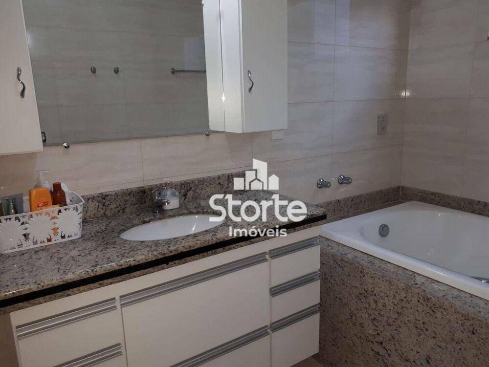 Casa, 3 quartos, 160 m² - Foto 4